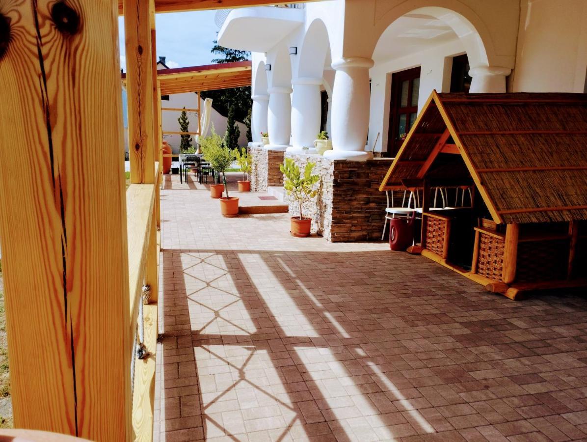 Regori Haz Hotel Balatongyorok Luaran gambar