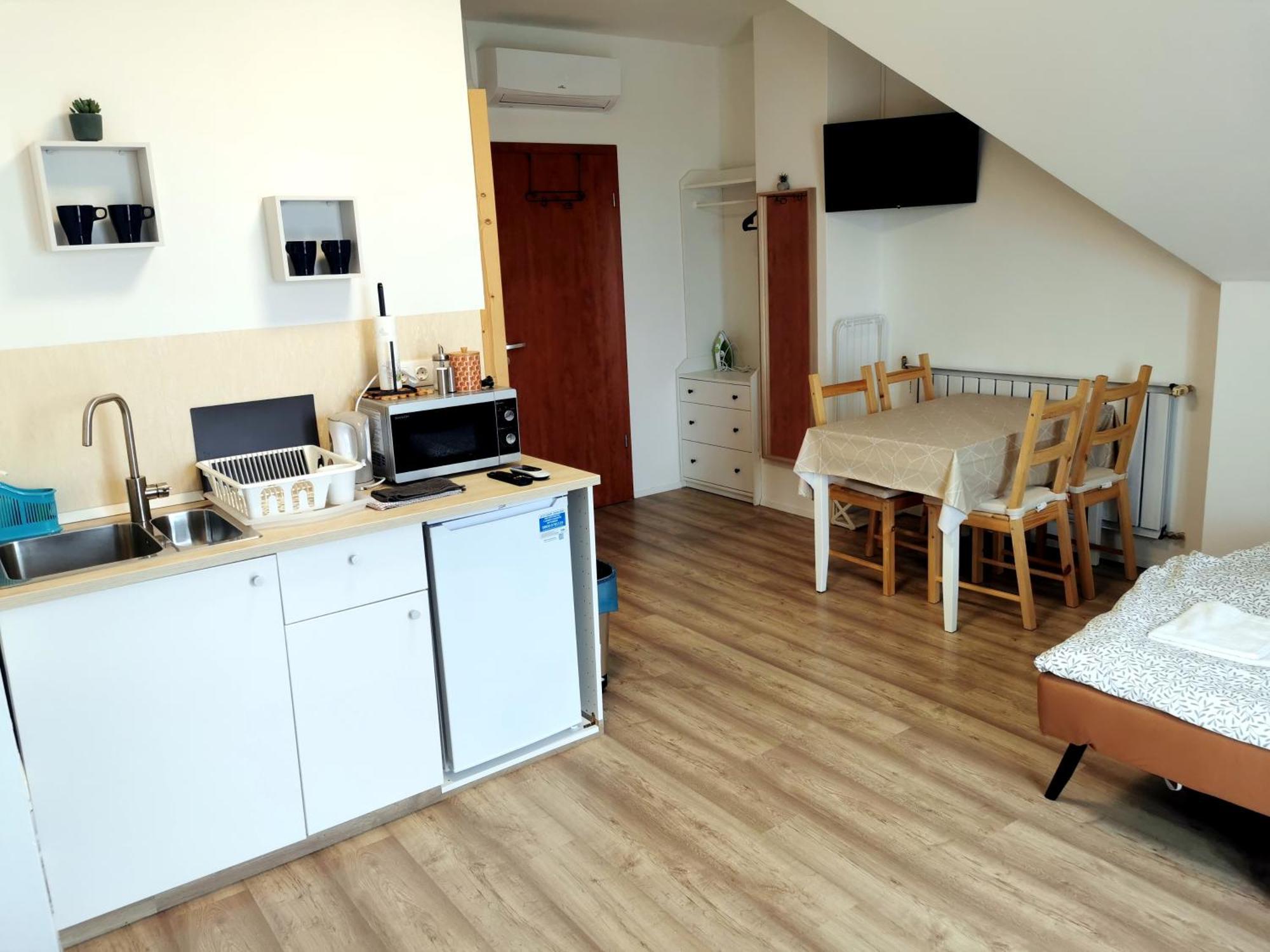 Regori Haz Hotel Balatongyorok Luaran gambar