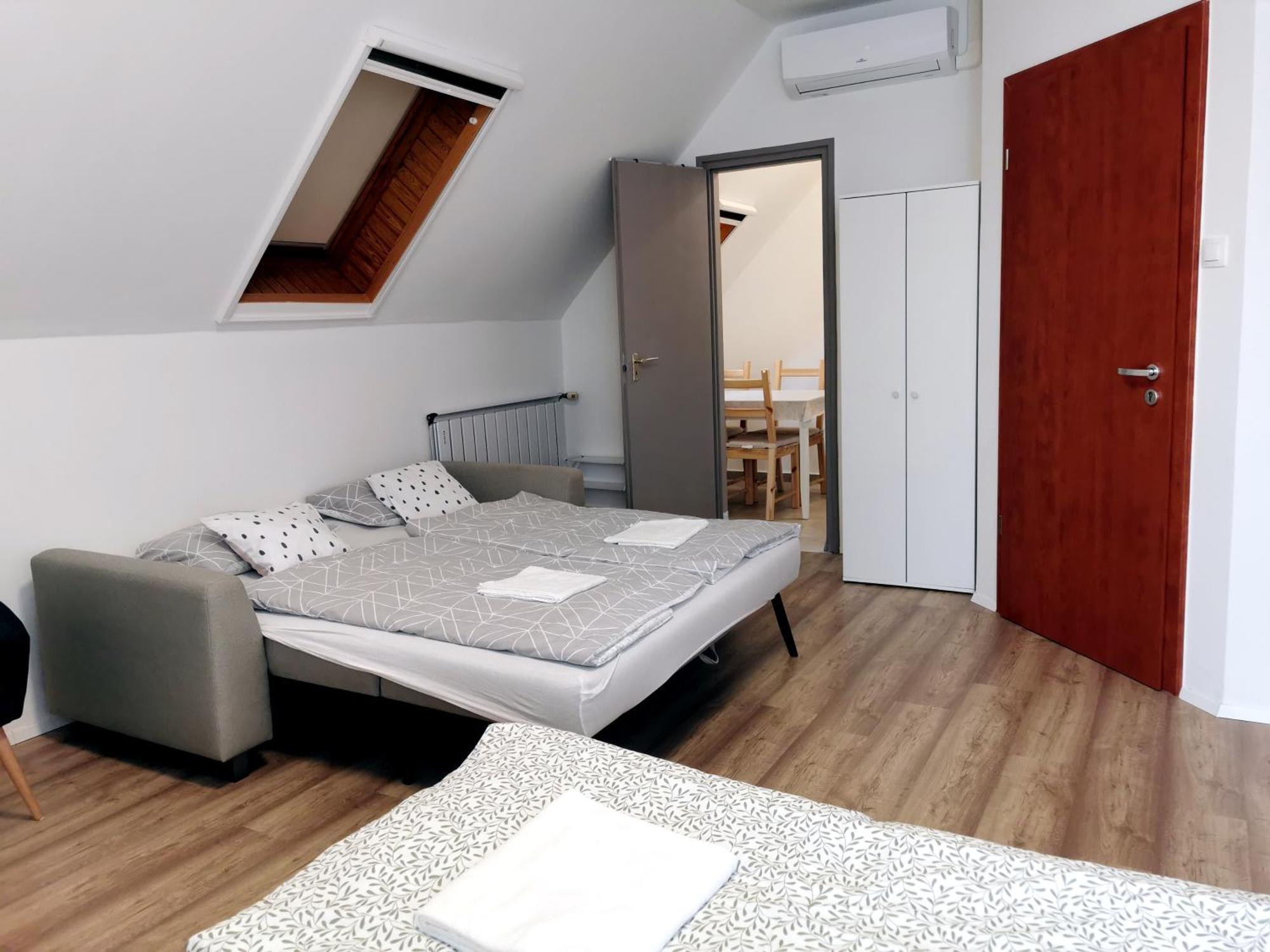 Regori Haz Hotel Balatongyorok Luaran gambar