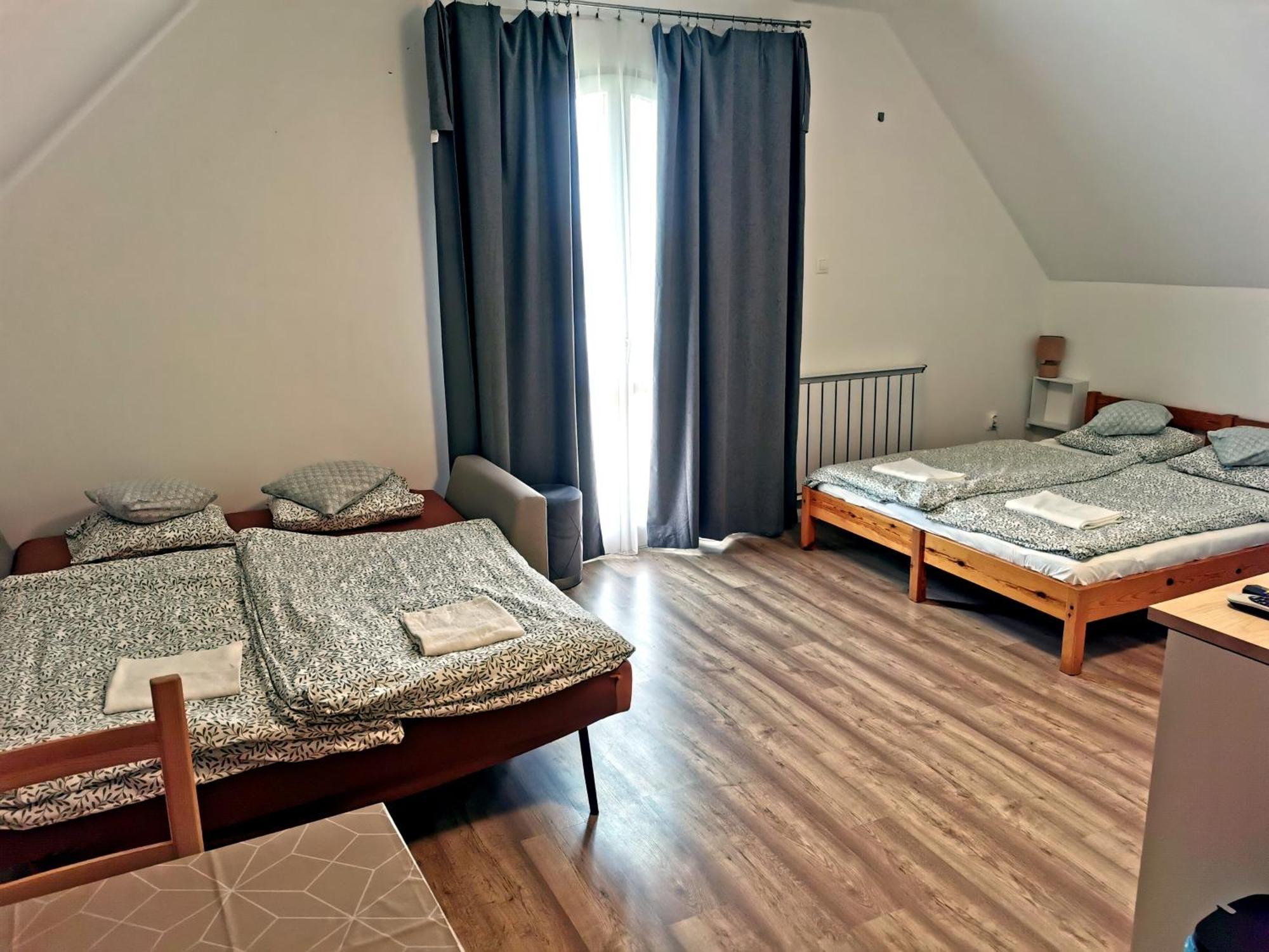 Regori Haz Hotel Balatongyorok Luaran gambar